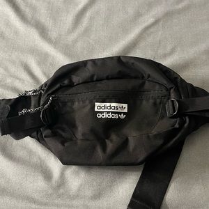 Adidas unisex Fanny pack